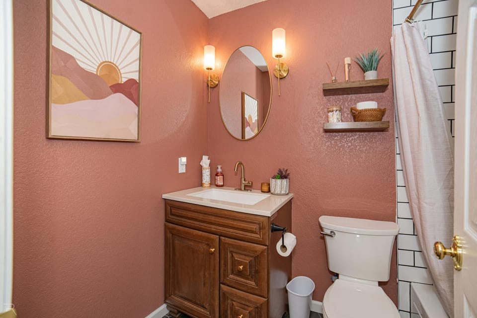 Shower, Toilet, Bathroom