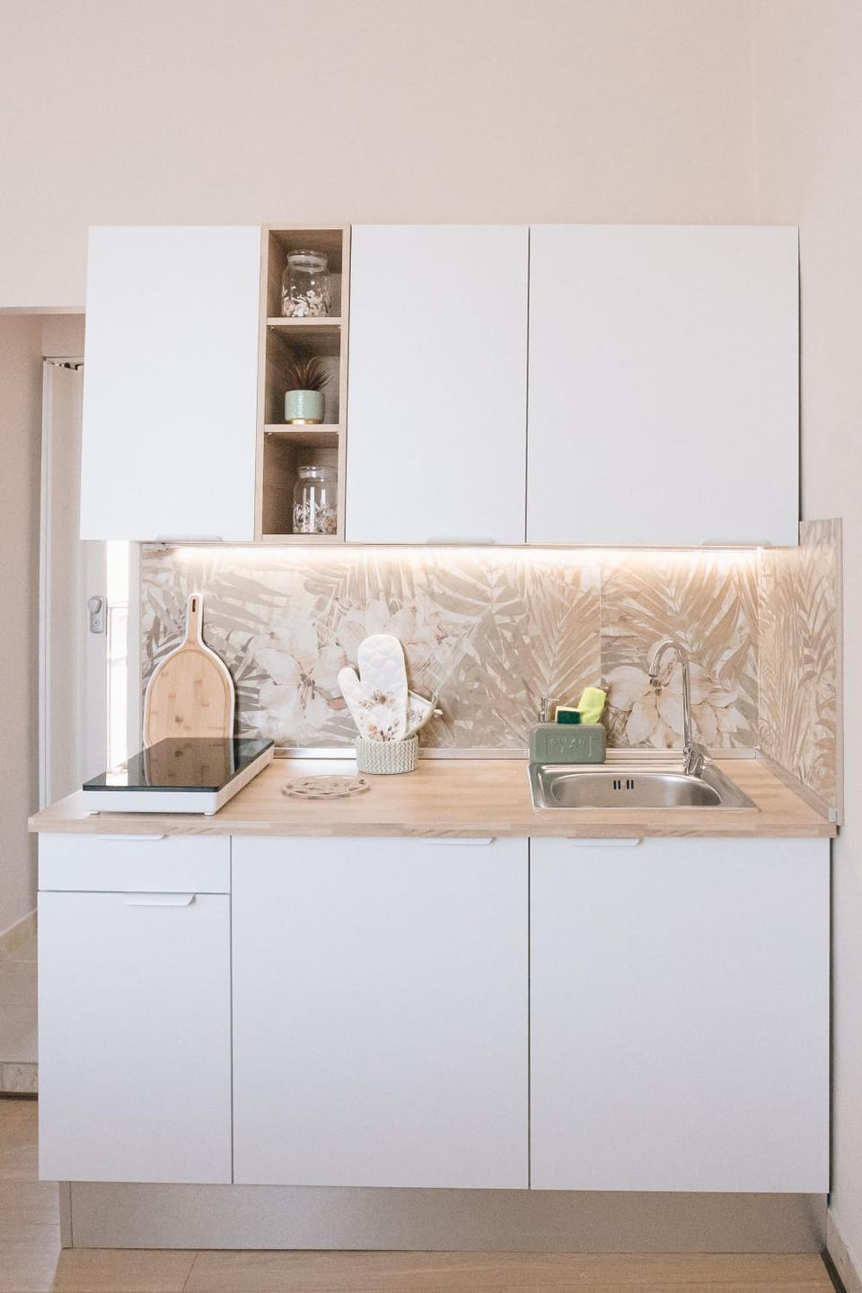 Kitchen or kitchenette, stove