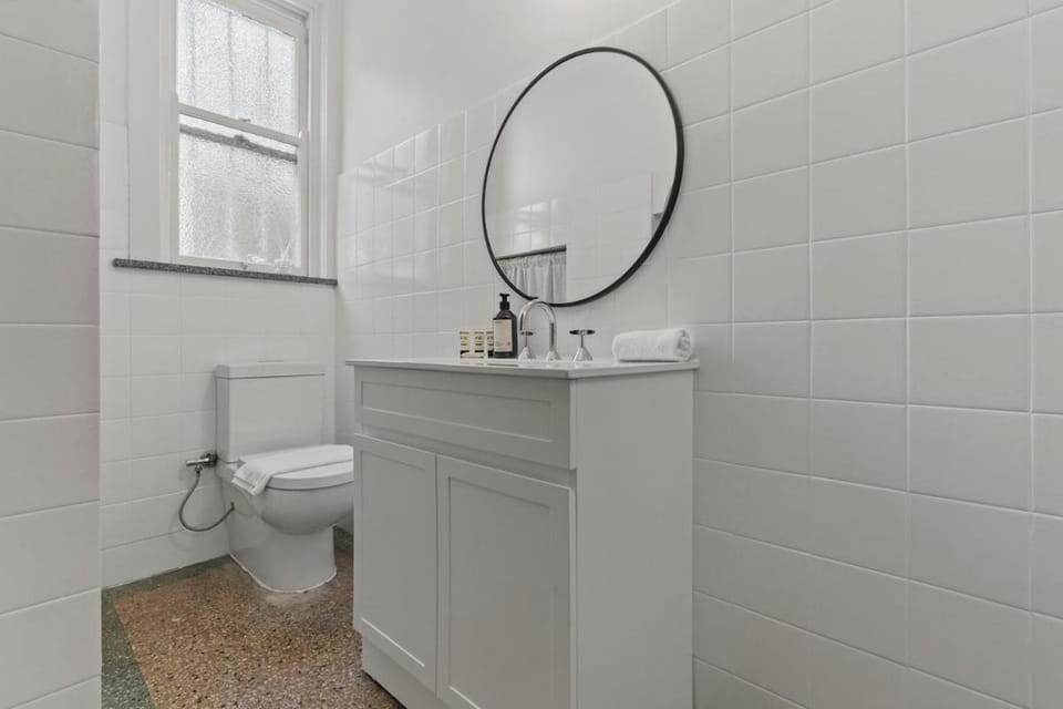 Bondi Hideaway - schmick, bright, mod, great spot Apartment in Sydney