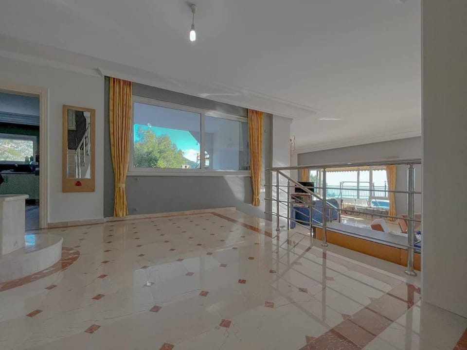 Detached Villa Luxurious and Peaceful Vacation Getaway Villa in Antalya Province