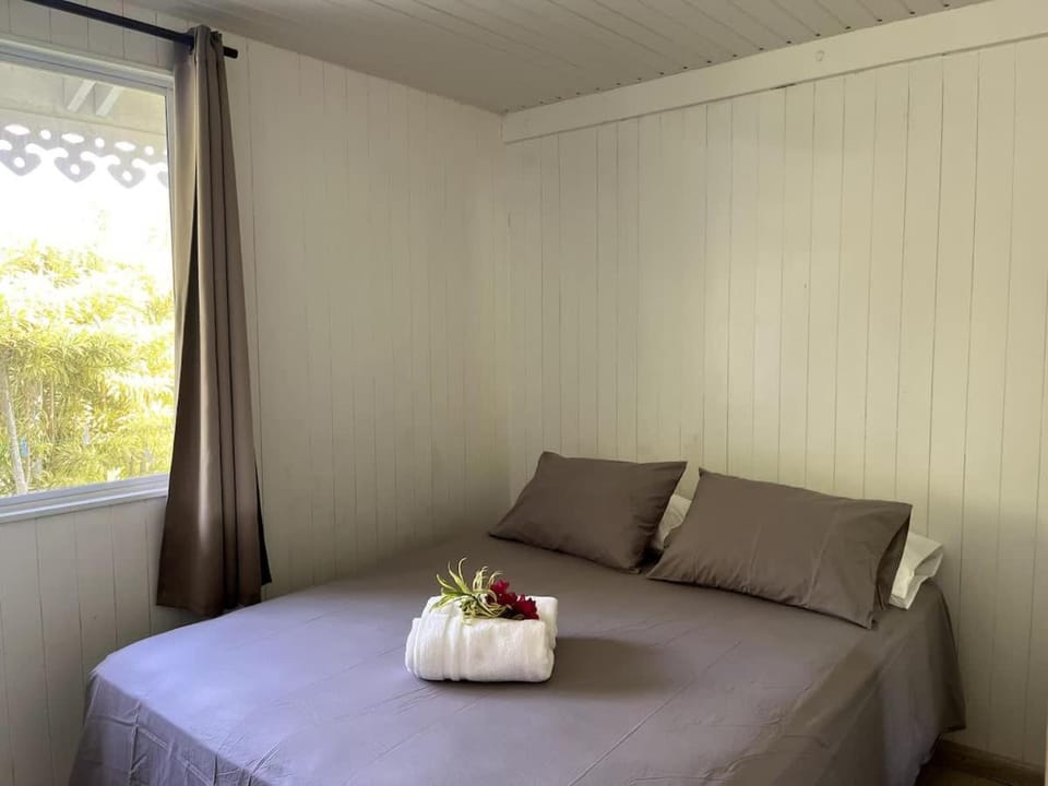 Fare Torehau Tiahura House in Moorea-Maiao