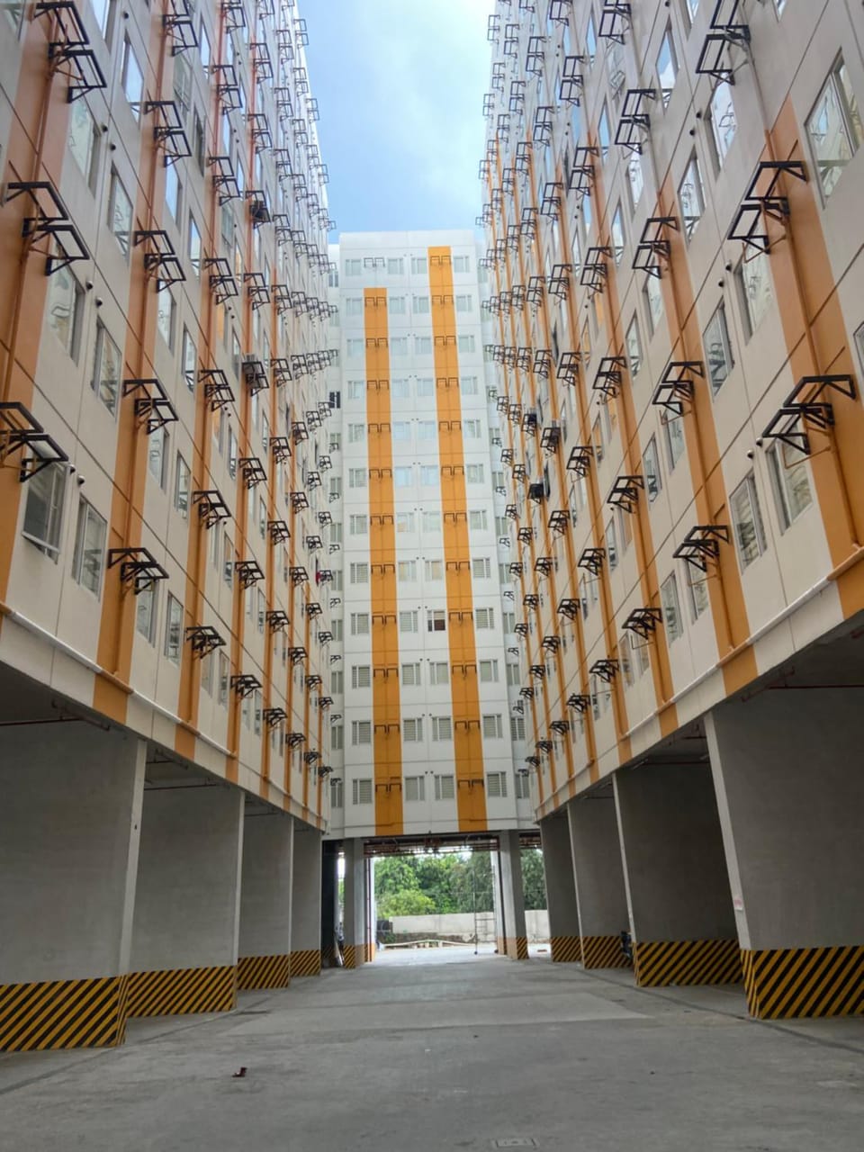 Property building, Day