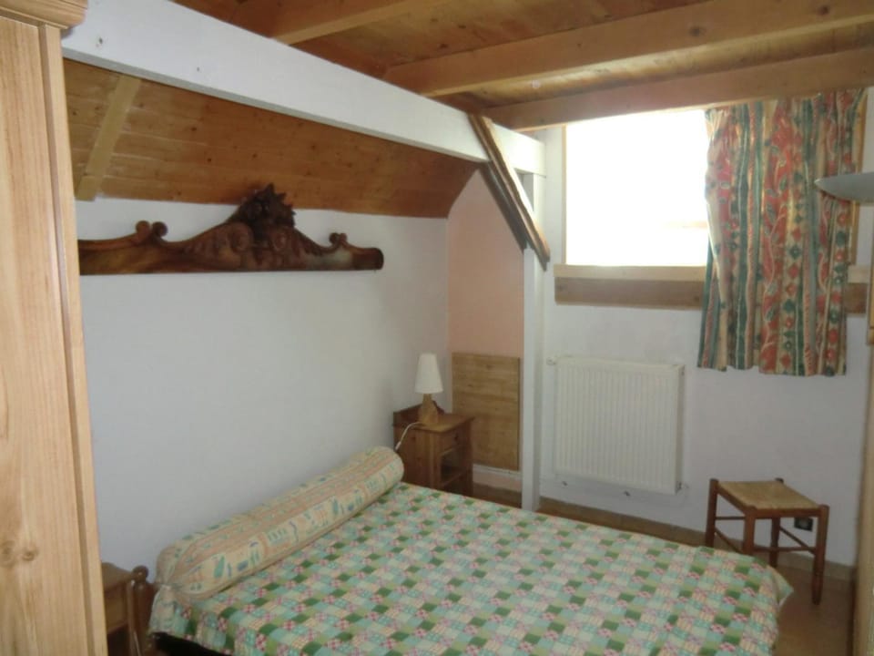 Appartement 4 pièces avec mezzanine, Wifi, Animaux admis, Parking - FR-1-263-594 Apartment in Auvergne-Rhône-Alpes
