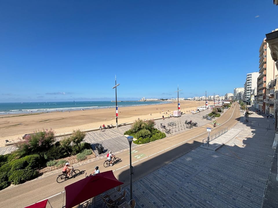 Studio 4 pers sur remblai face plage Apartment in Les Sables-d'Olonne
