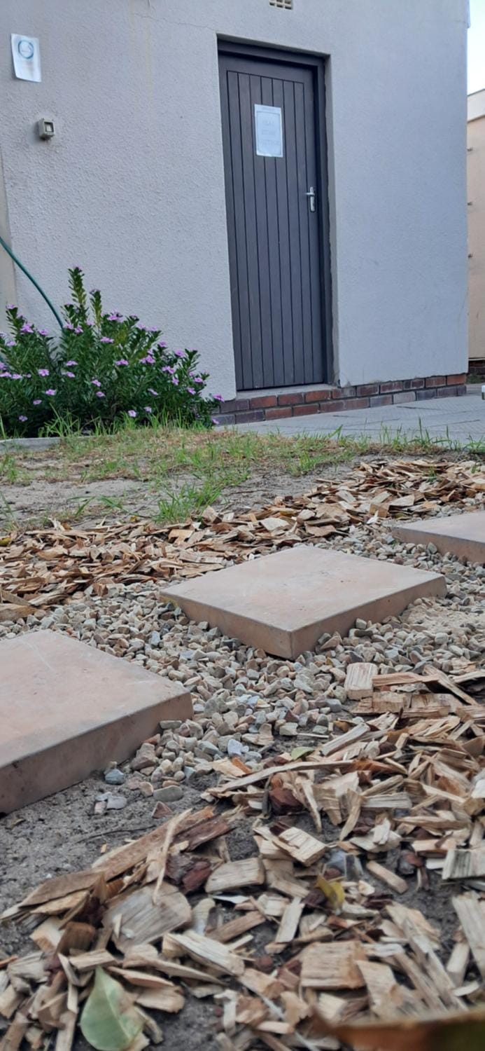 Clay Stone Cottage House in Cape Town