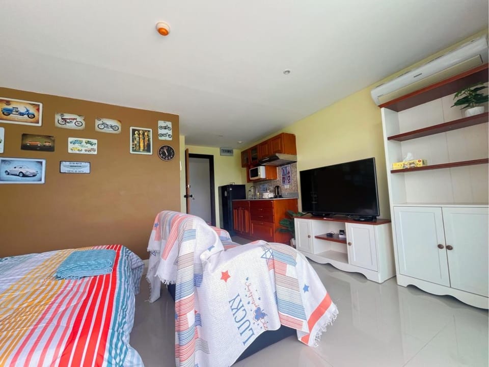 Bangsaray Beach B620 บางเสร่ บีช รายเดือน Apartment in Chon Buri Changwat