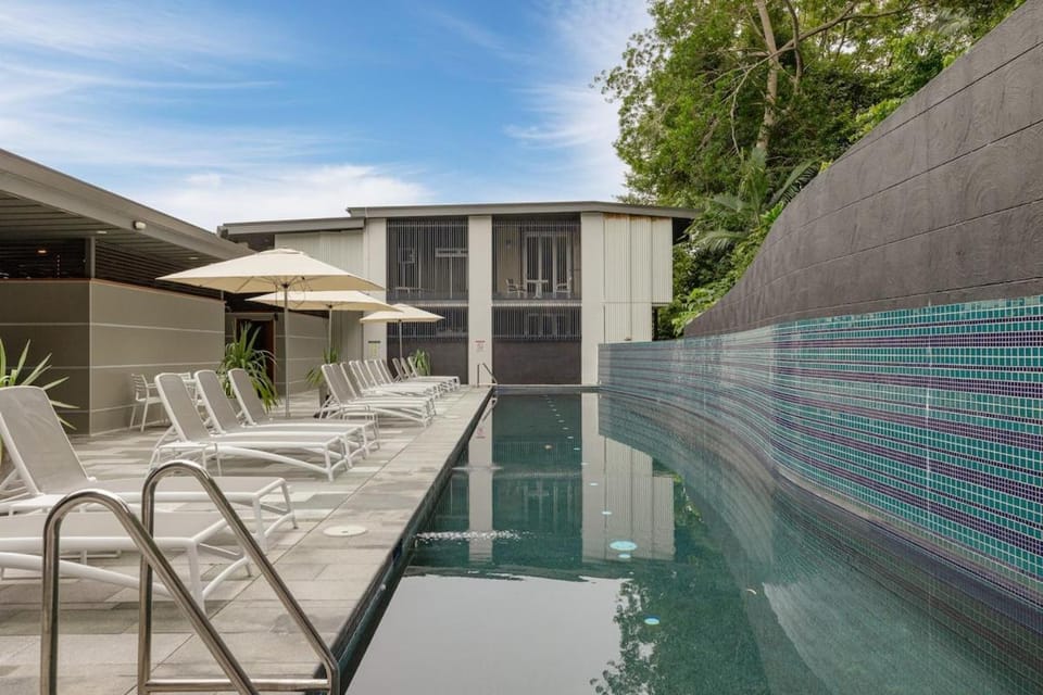 Coastal Zen Suite Apartment in Noosa Heads