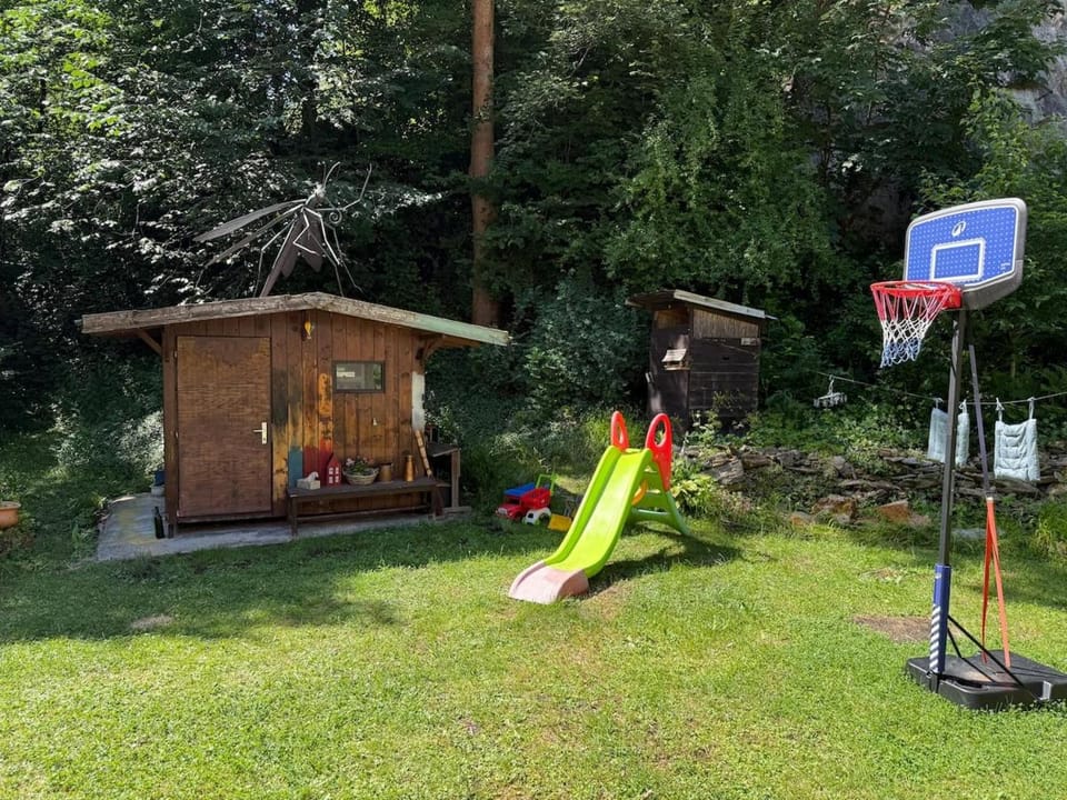 Chalupa pod skálou House in Czechia