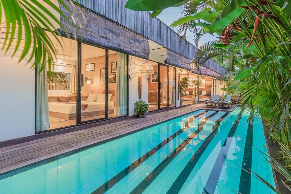 Villa Ubuntu 3BR Pool Ricefield Family&Friends group near Canggu Villa in North Kuta