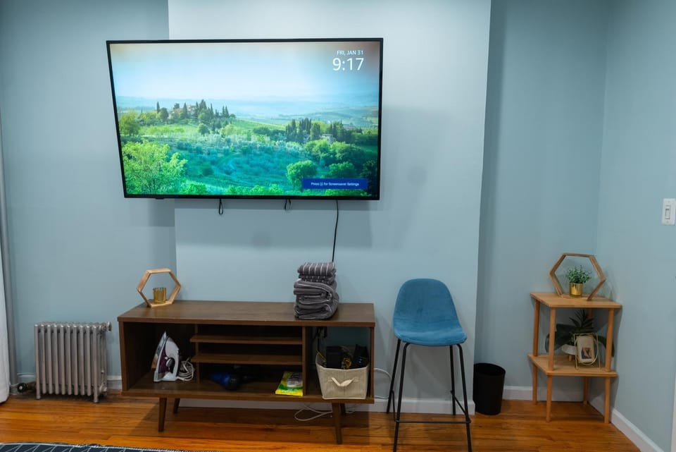 TV and multimedia, Evening entertainment