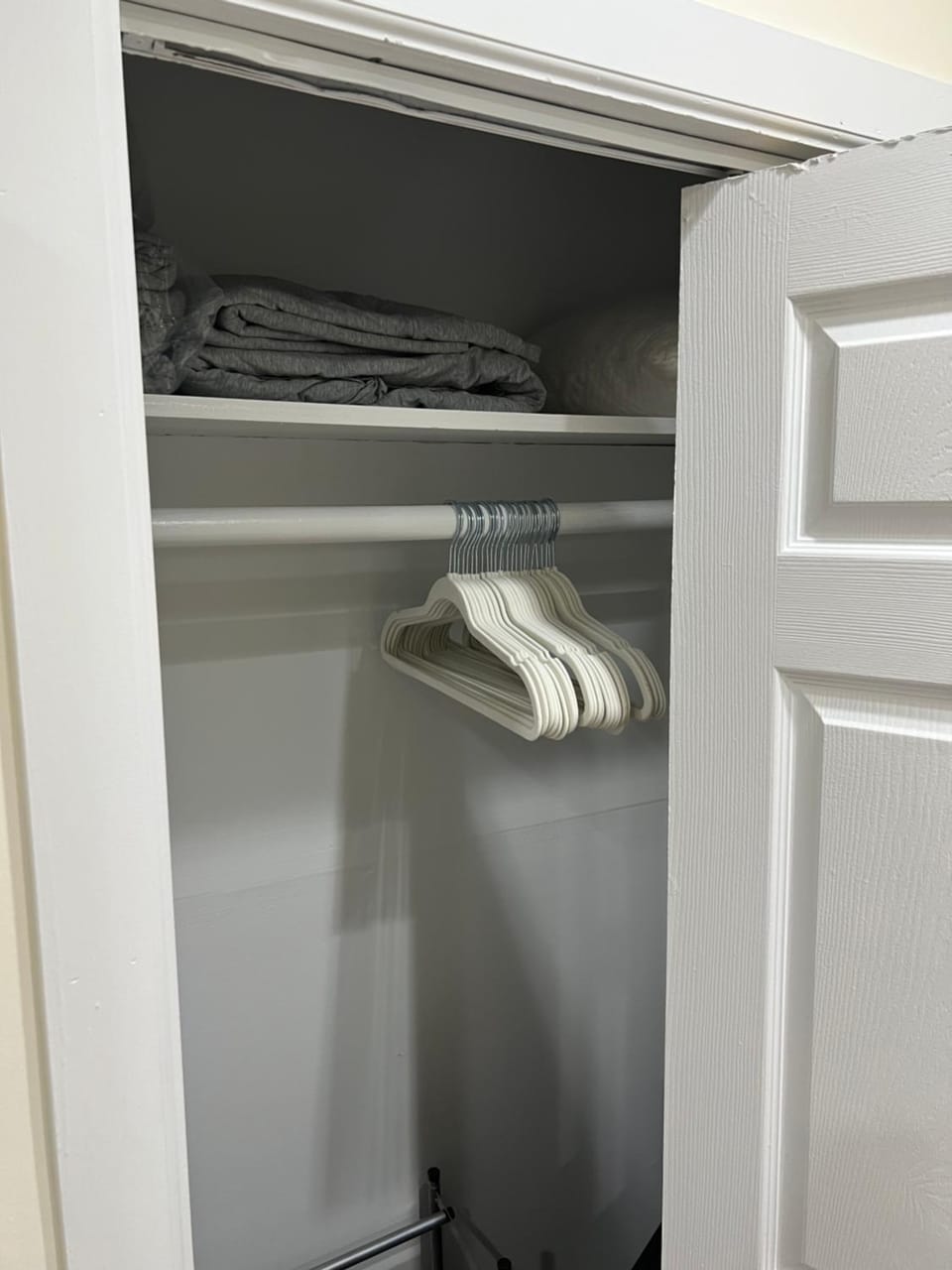 towels, wardrobe