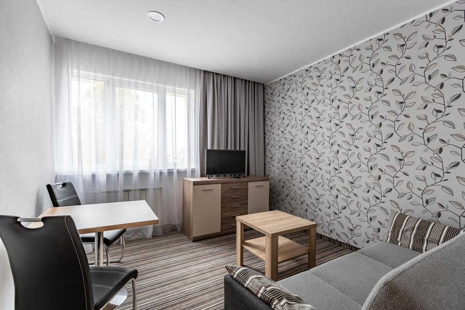 TV and multimedia, Seating area