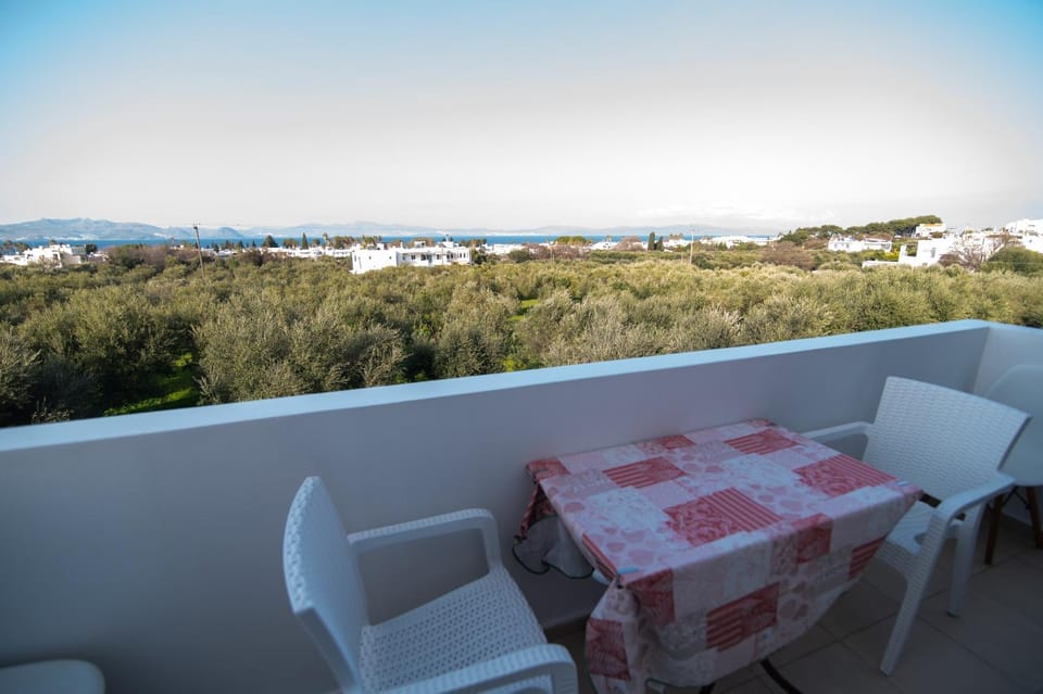 View (from property/room), Balcony/Terrace, Sea view