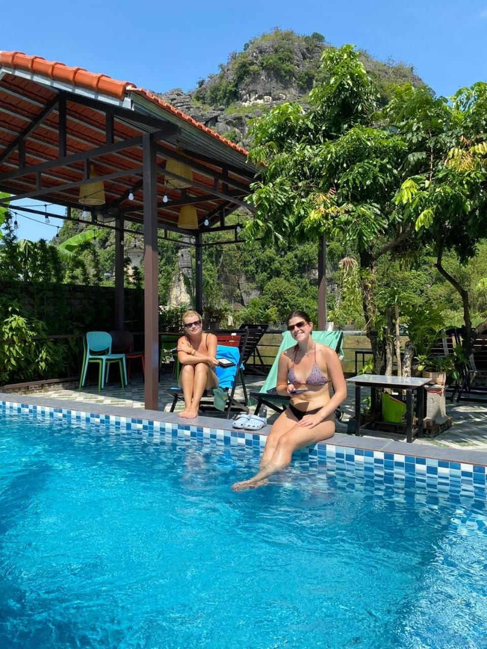 Swimming pool