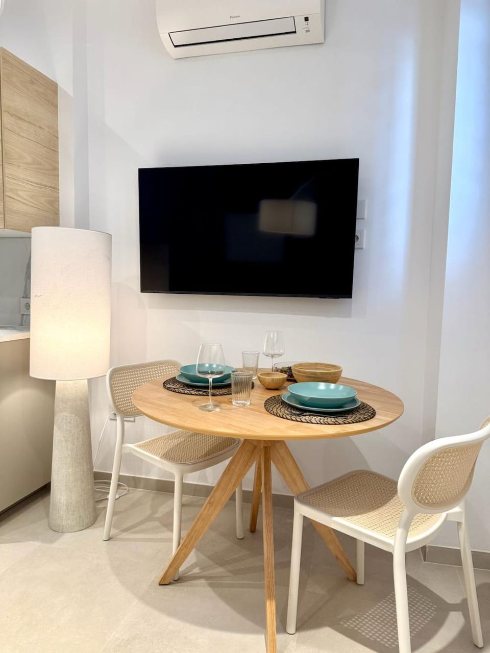 Communal lounge/ TV room, Dining area