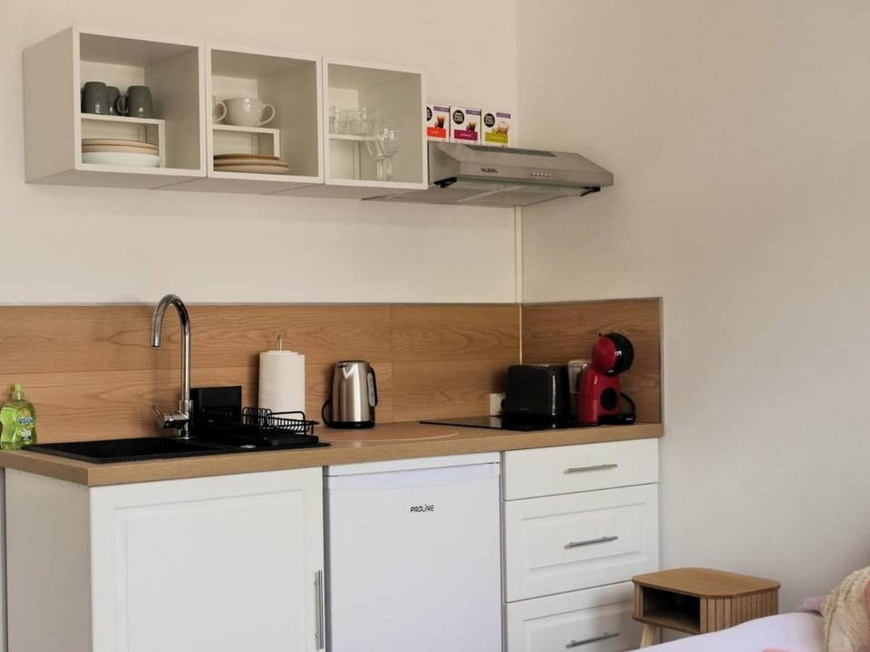 Studio Moderne et Confortable - Clim & Futuroscope Apartment in Nouvelle-Aquitaine