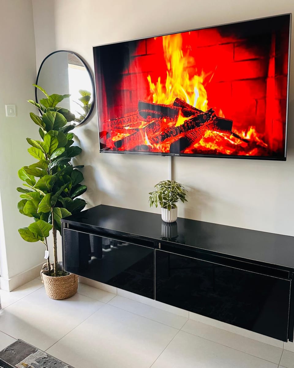 TV and multimedia, Decorative detail