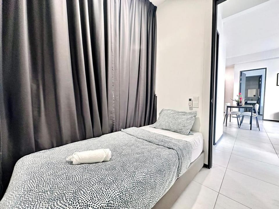 3BR-Apartment-Netflix,Cozy,Peaceful FamilyHomes b30 Apartment in George Town