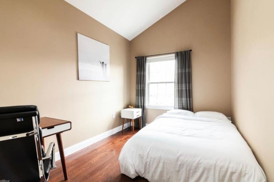 Quiet apt only 15 mins from Midtown NYC Bed and Breakfast in Hoboken