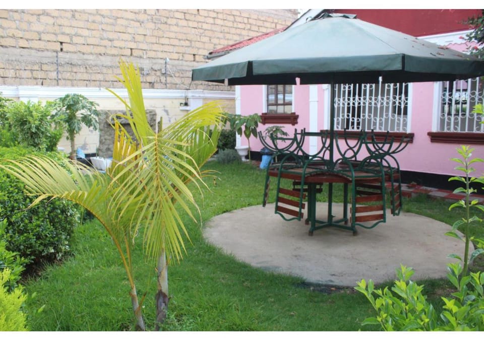 The Petal Pouch Apartment in Kenya