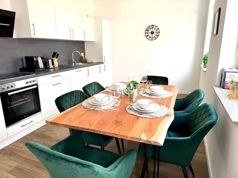 Seating area, Dining area, dishwasher, kitchen