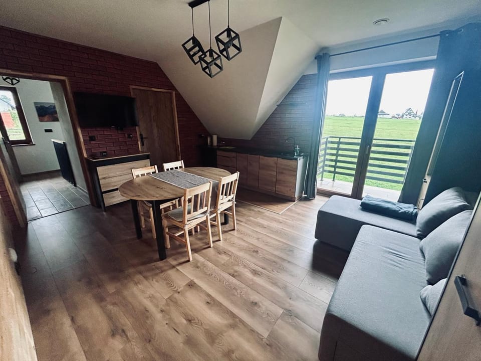 Sky Peak Apartment in Lesser Poland Voivodeship