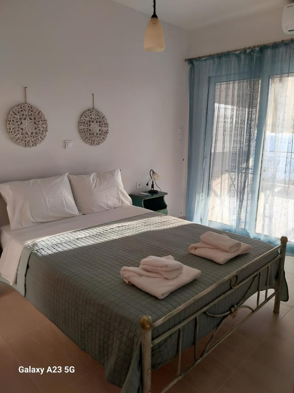 Property building, Living room, Bedroom