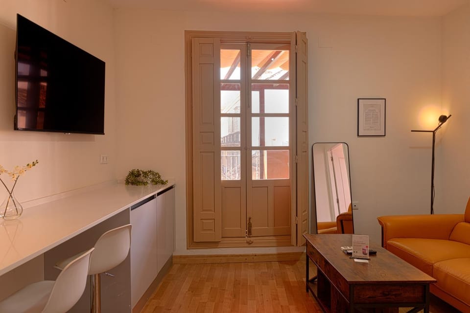 TV and multimedia, Living room, Seating area