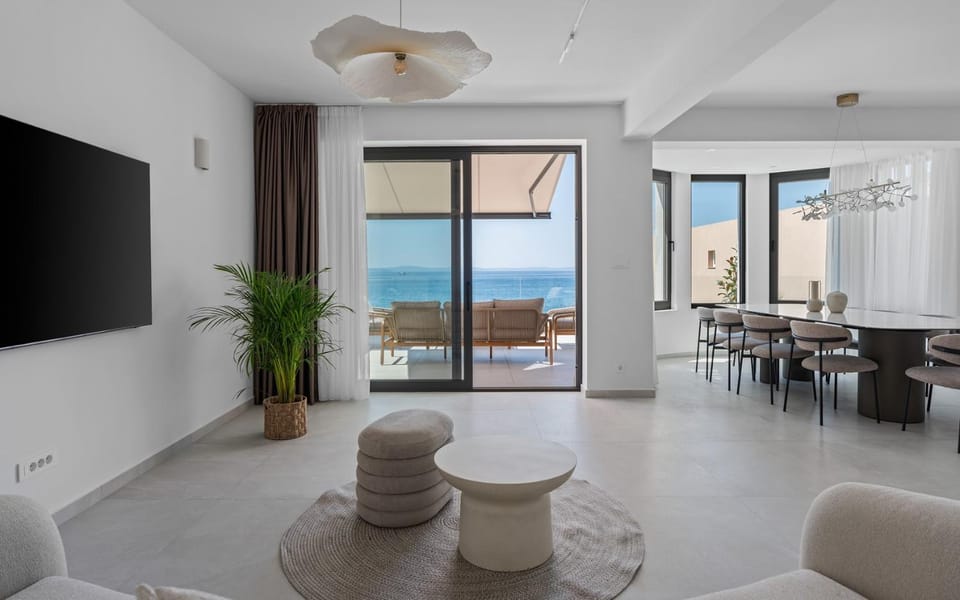 Living room, air conditioner