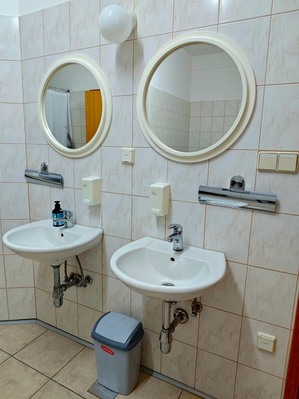 Soba Amaris bianco Vacation rental in Slovenia
