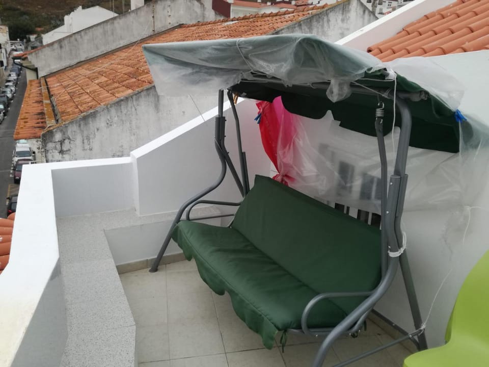 Águas Furtadas Mário Fanha Apartment in Nazaré