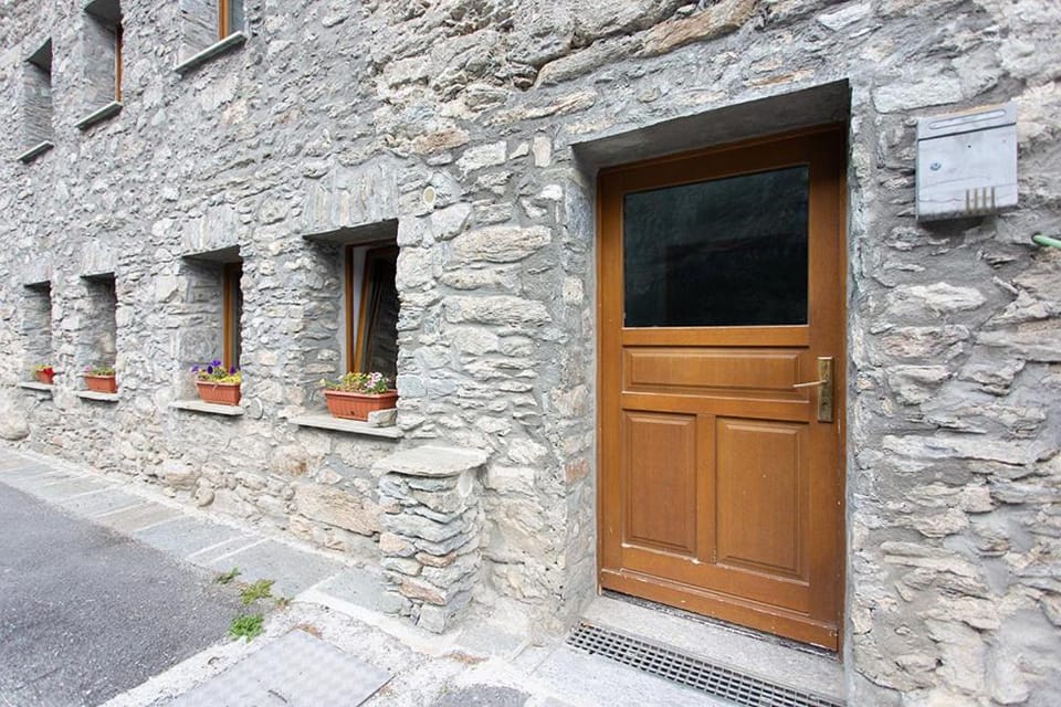 Les quartier appartaments Apartment in Aosta Valley, Italy