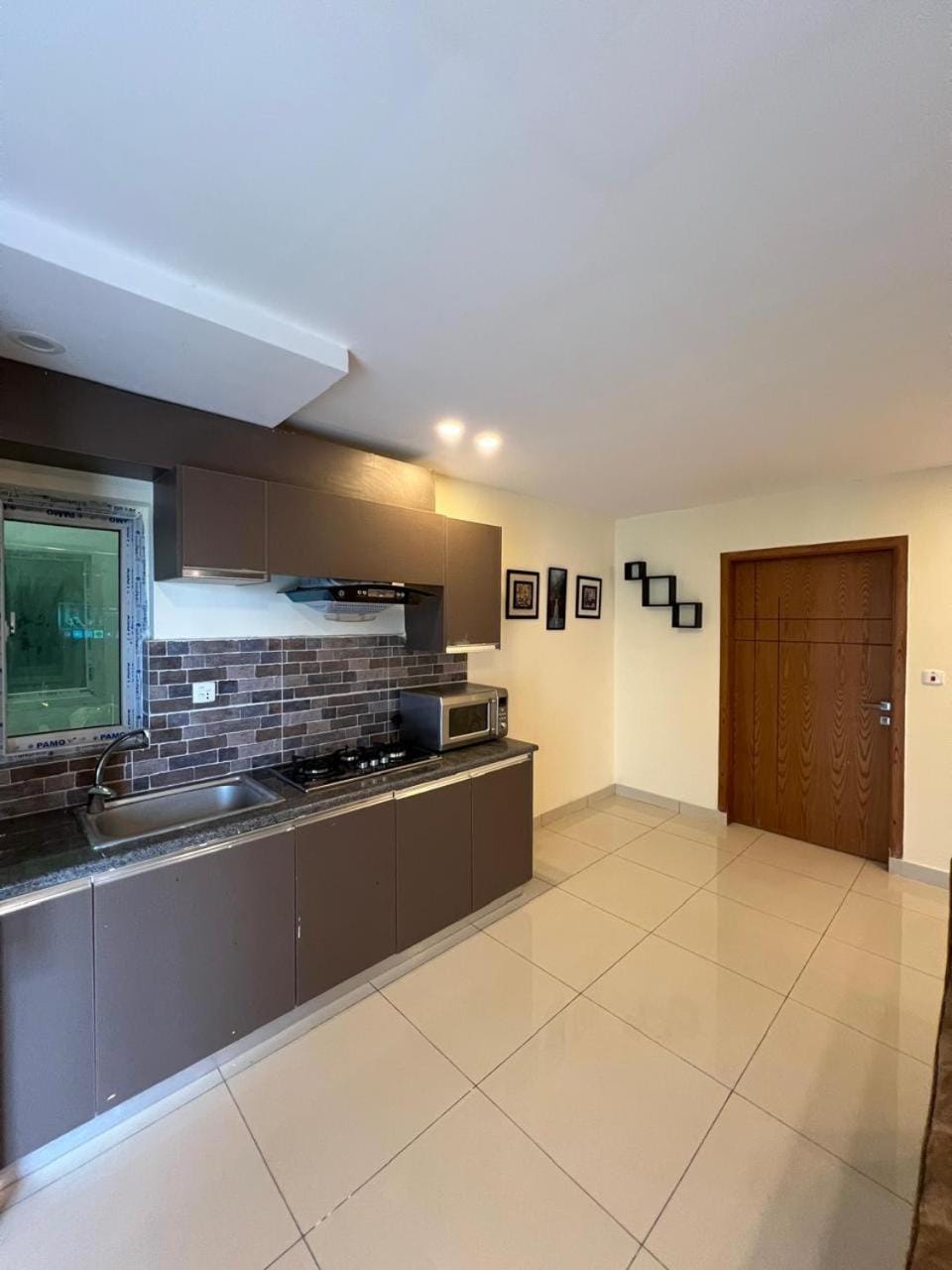 The Luxe Stop Apartment in Islamabad Capital Territory