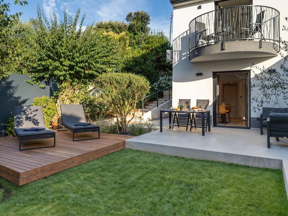 Garden, Seating area, Garden view, Sunset, sunbed