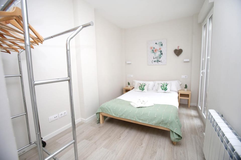 Bed, Photo of the whole room, Bedroom, towels, wardrobe