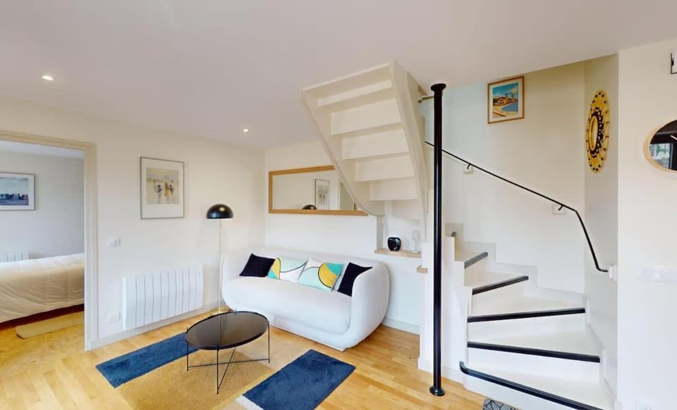 Au bord de l'Odon House in Caen