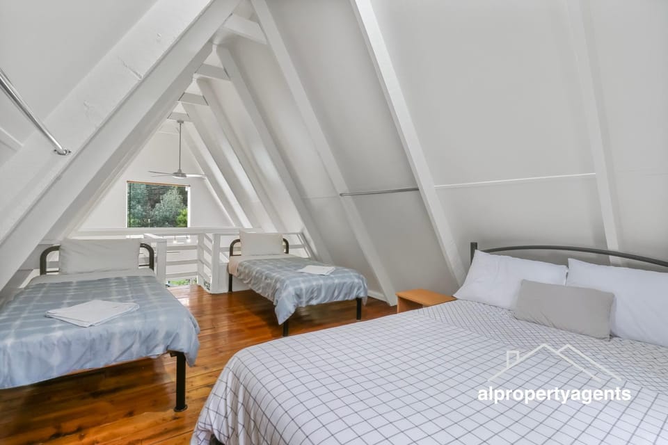 The A-Frame Chalet in Halls Gap