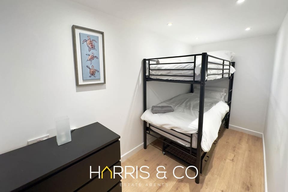 Crews Cabin Cabin in Wyre District