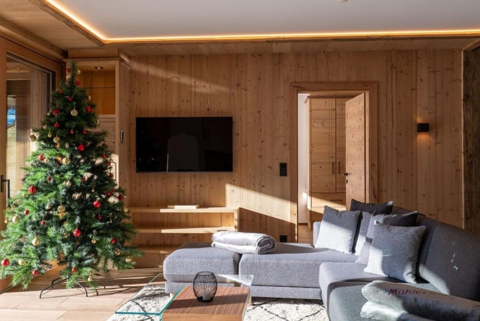 Chalet Residenz Mühlermoos - Terrassen Chalet House in Tyrol