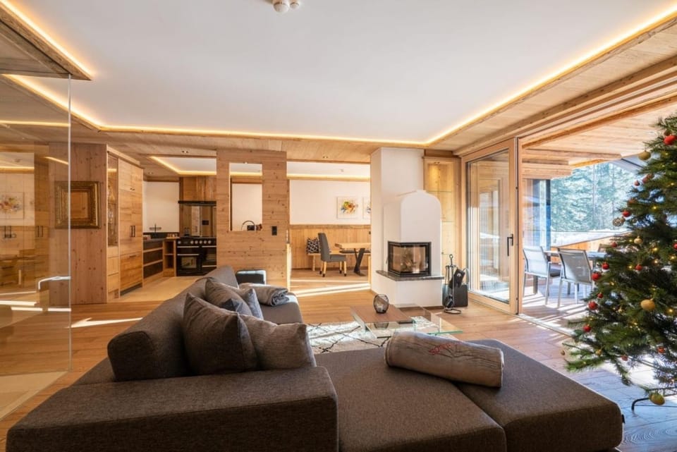 Chalet Residenz Mühlermoos - Terrassen Chalet House in Tyrol