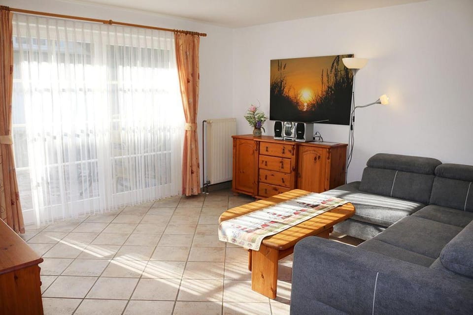 Haus-Kleist-Wohnung-2-links Apartment in Prerow
