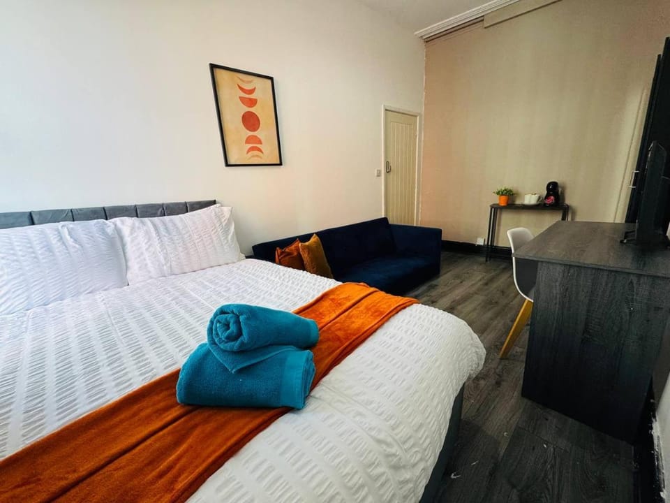 Pembroke Place Private Room 2 Vacation rental in Liverpool