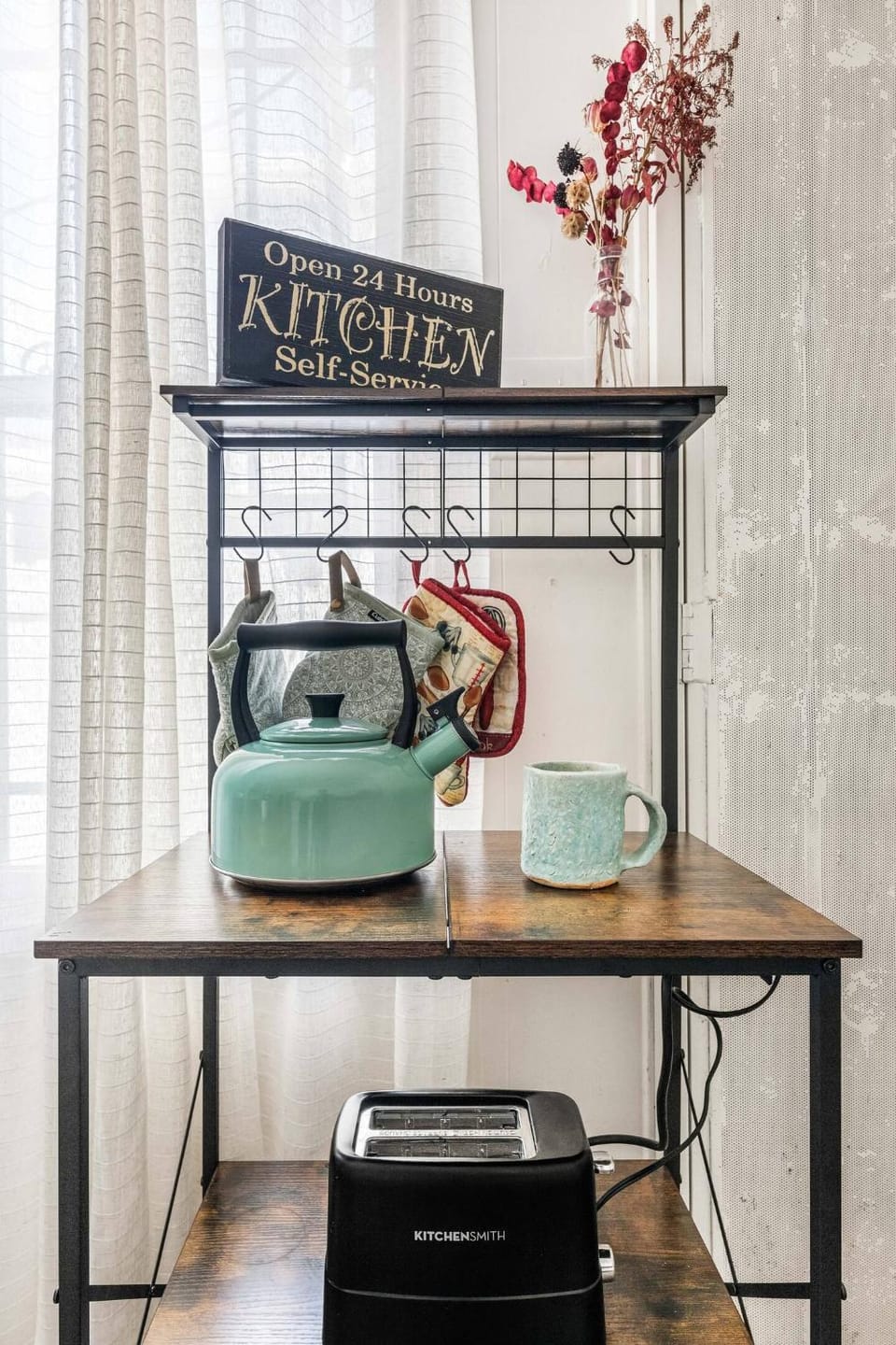 Coffee/tea facilities, Kitchen or kitchenette, toaster