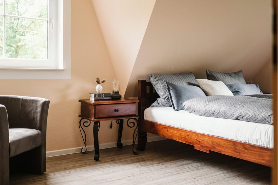 Property building, Living room, Bedroom