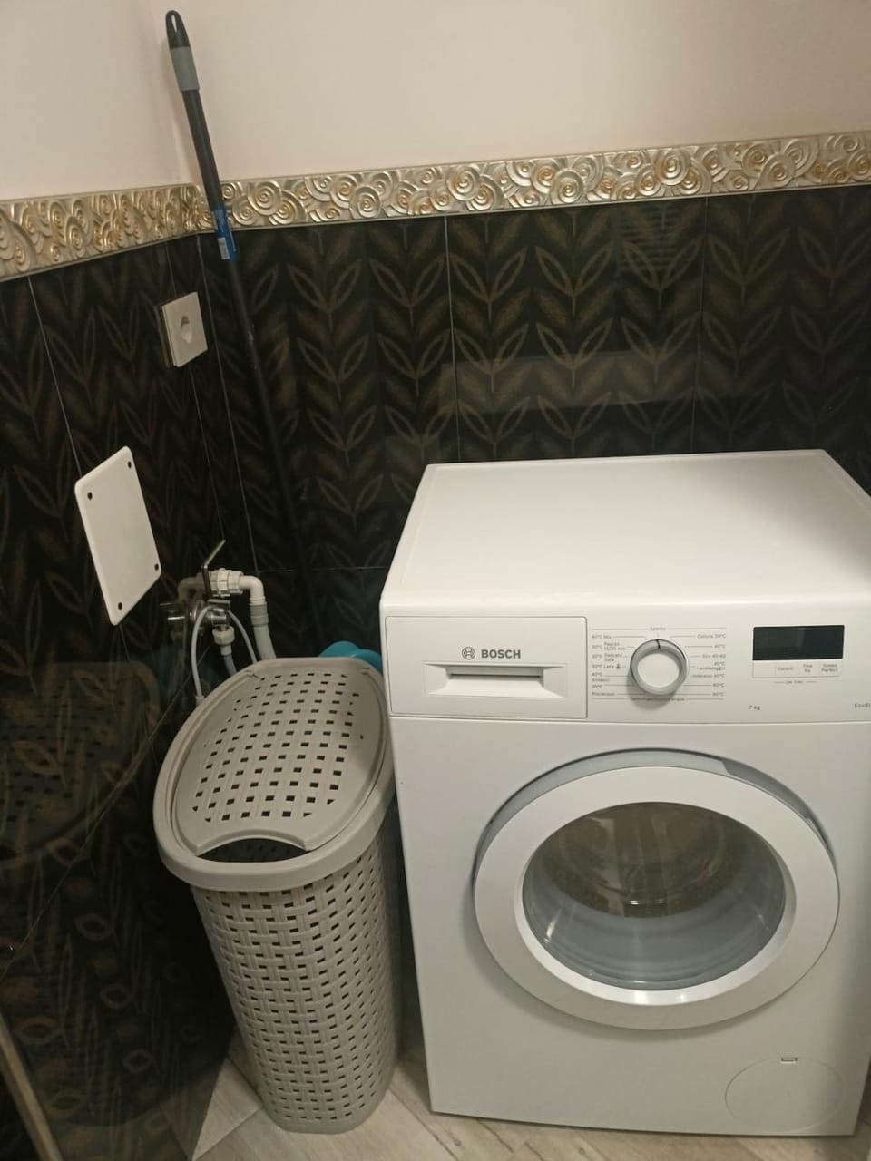 Bathroom, washing machine