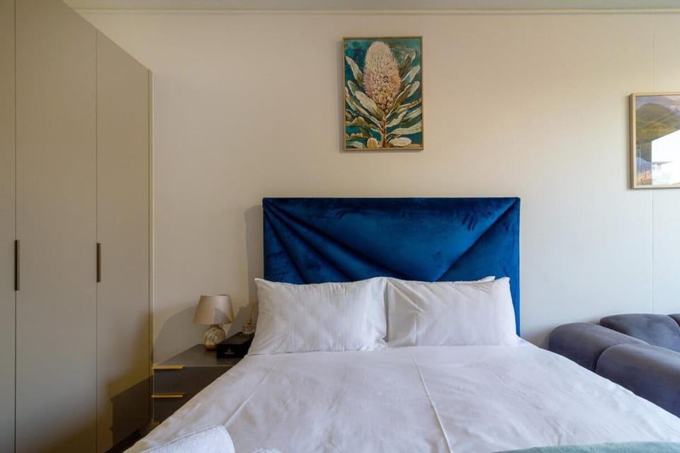 #AlimamaSpaces Future's Rosebank Studio Apartment in Johannesburg