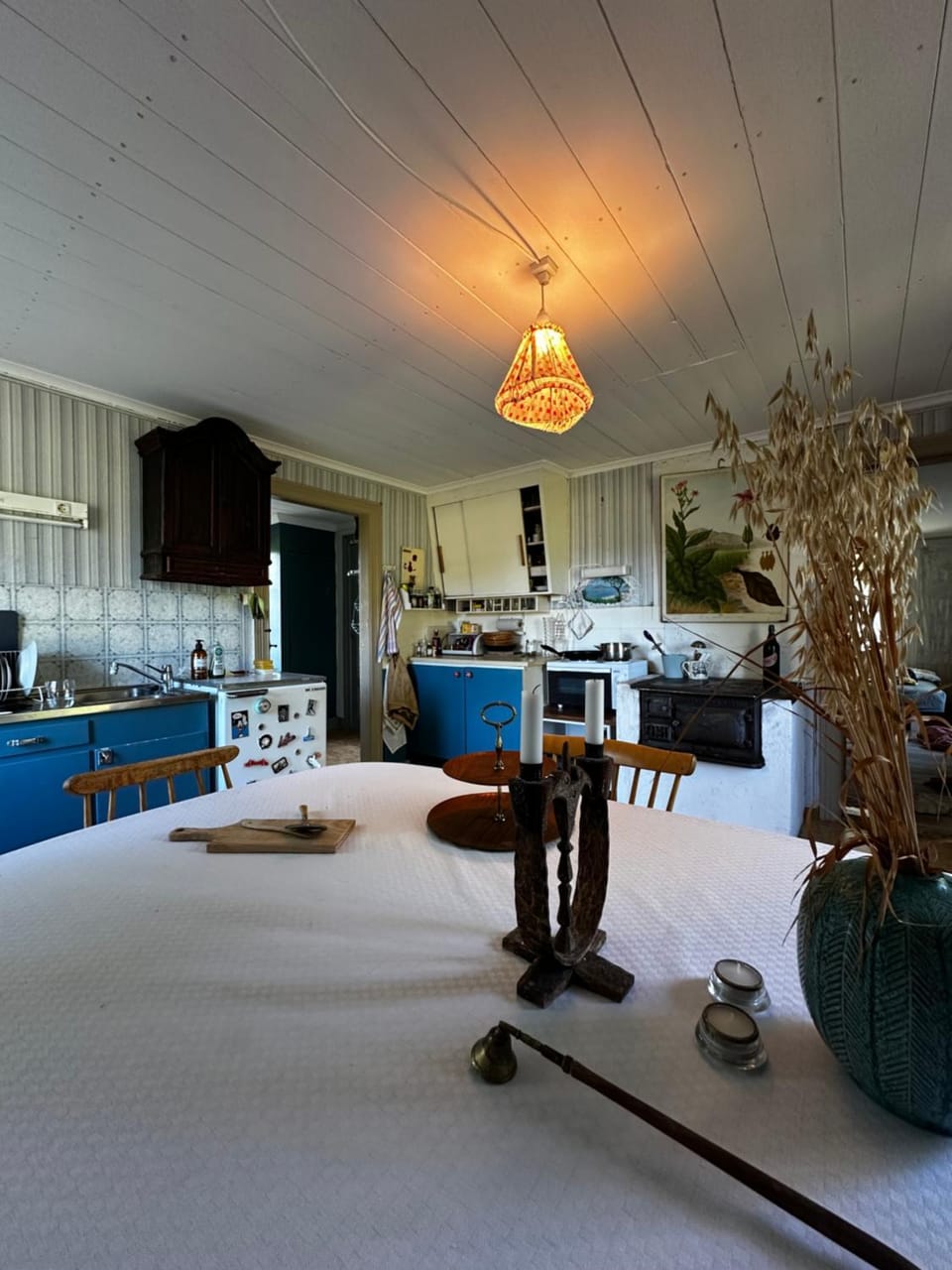 Seating area, kitchen