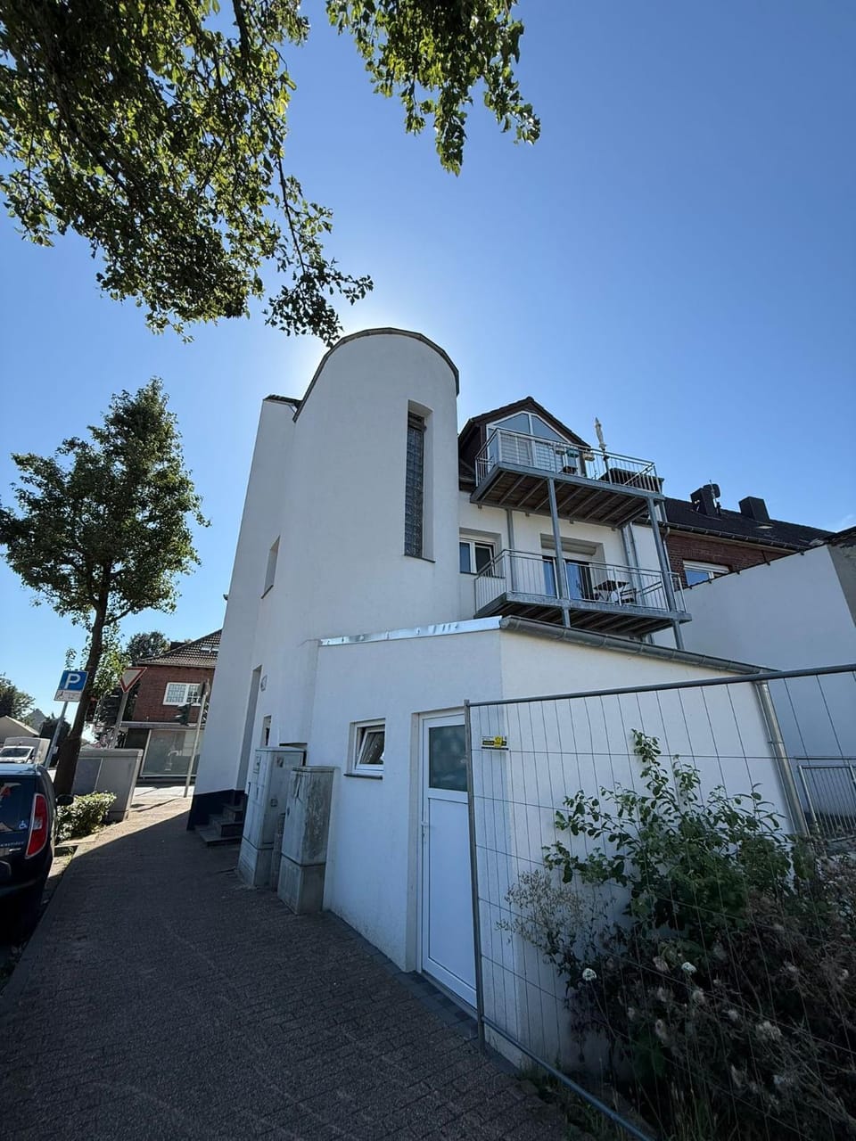 Property building, Day, Landmark view