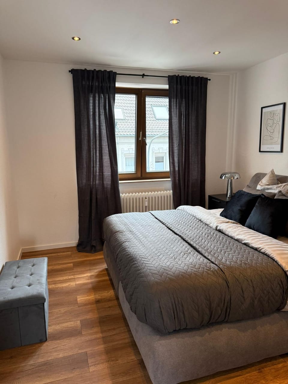Bed, Bedroom