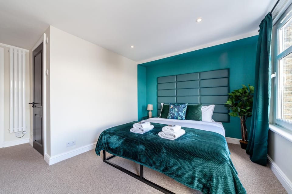 Tranquil 5BR house with garden & terrace, SE London Apartment in London Borough of Southwark